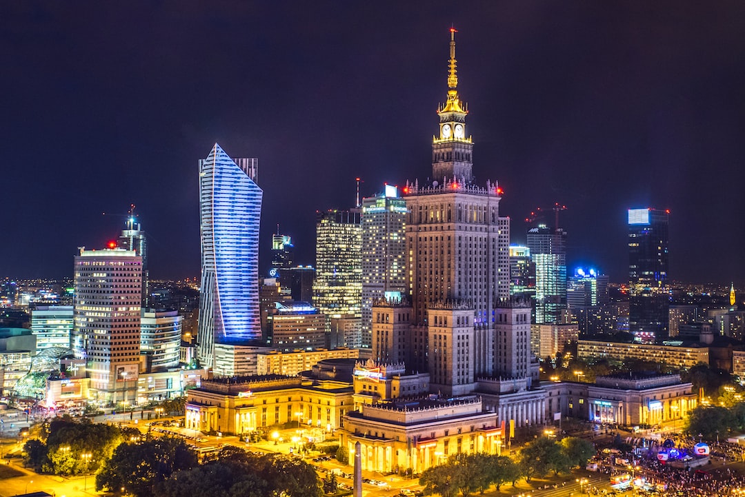 Jak Optymalizować Zwroty z Inwestycji w Nieruchomości w Warszawie?